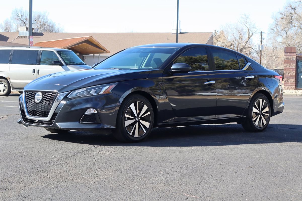 Used 2022 Nissan Altima 2.5 SV image 11