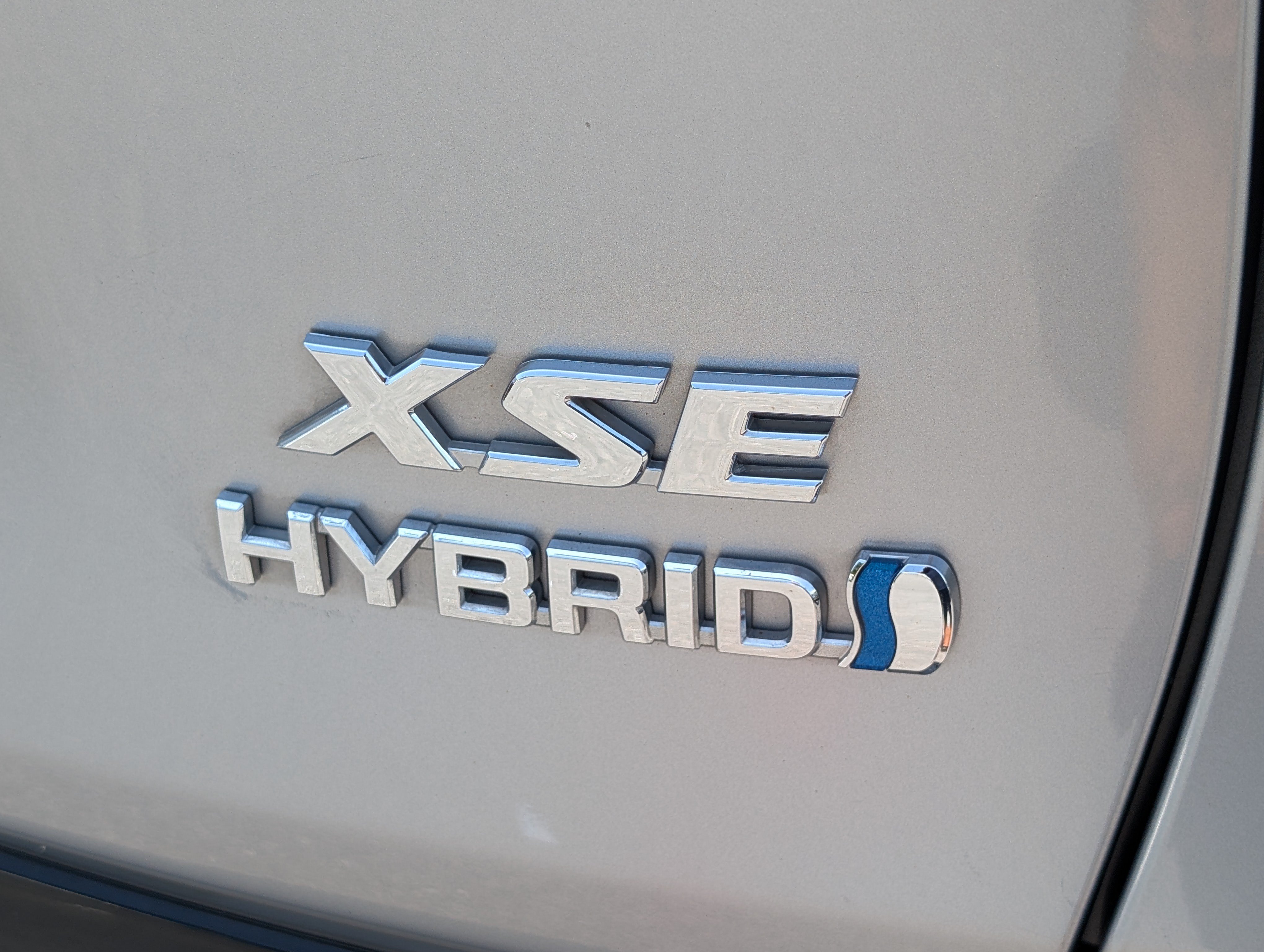 Used 2020 Toyota RAV4 XSE w/ XSE Grade Weather Package AWD/4WD image 9
