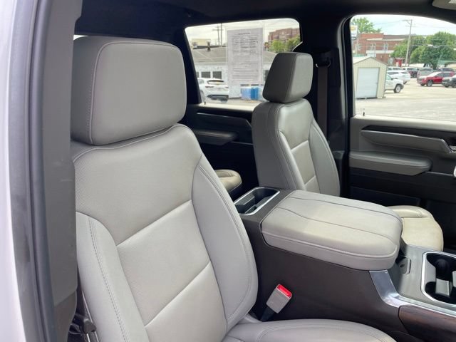Used 2024 GMC Sierra 2500 SLT w/ SLT Premium Package AWD/4WD image 34