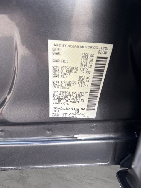 Used 2010 Nissan Titan LE w/ Technology Pkg image 25