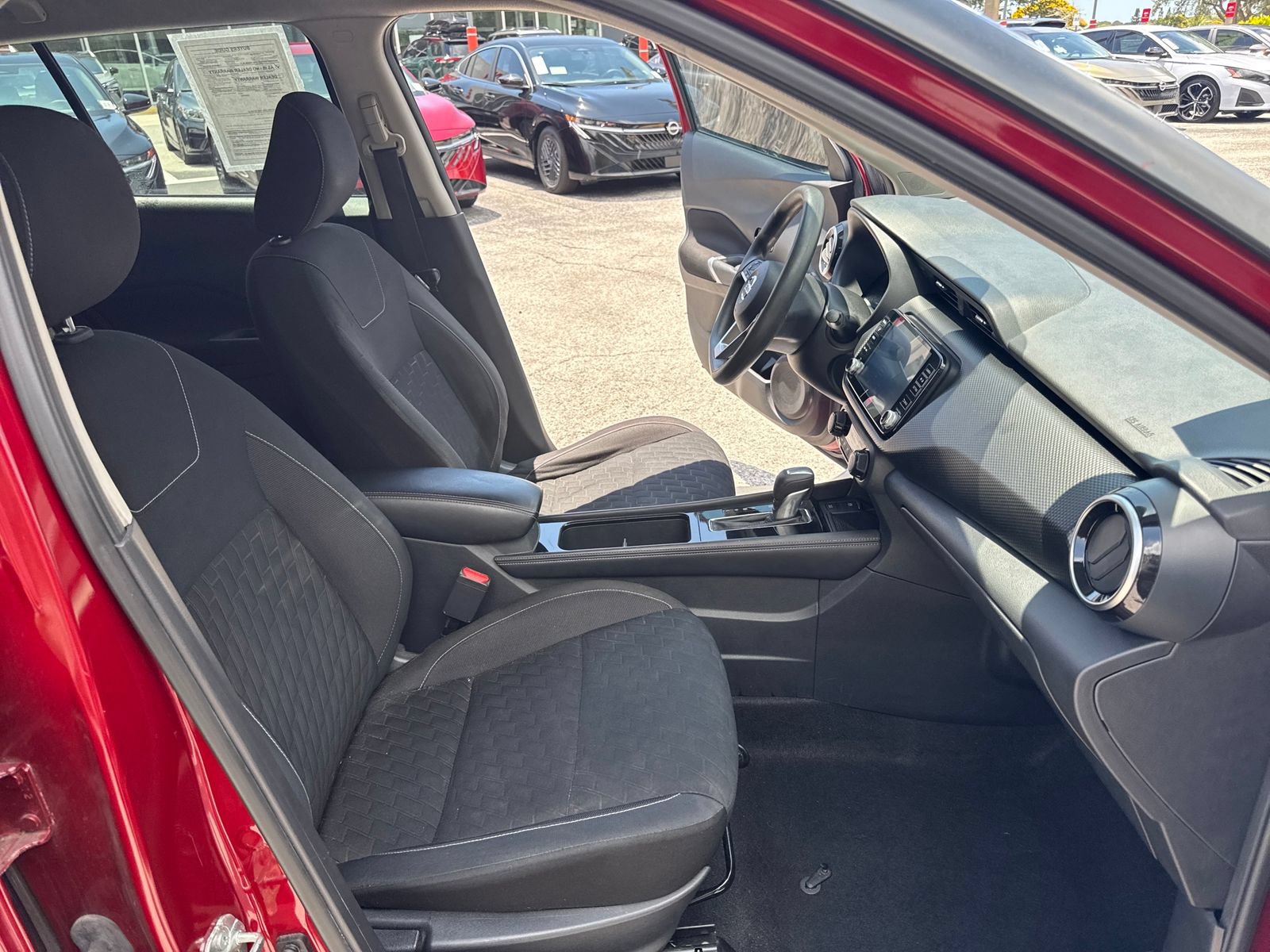 Used 2021 Nissan Kicks SV FWD image 39