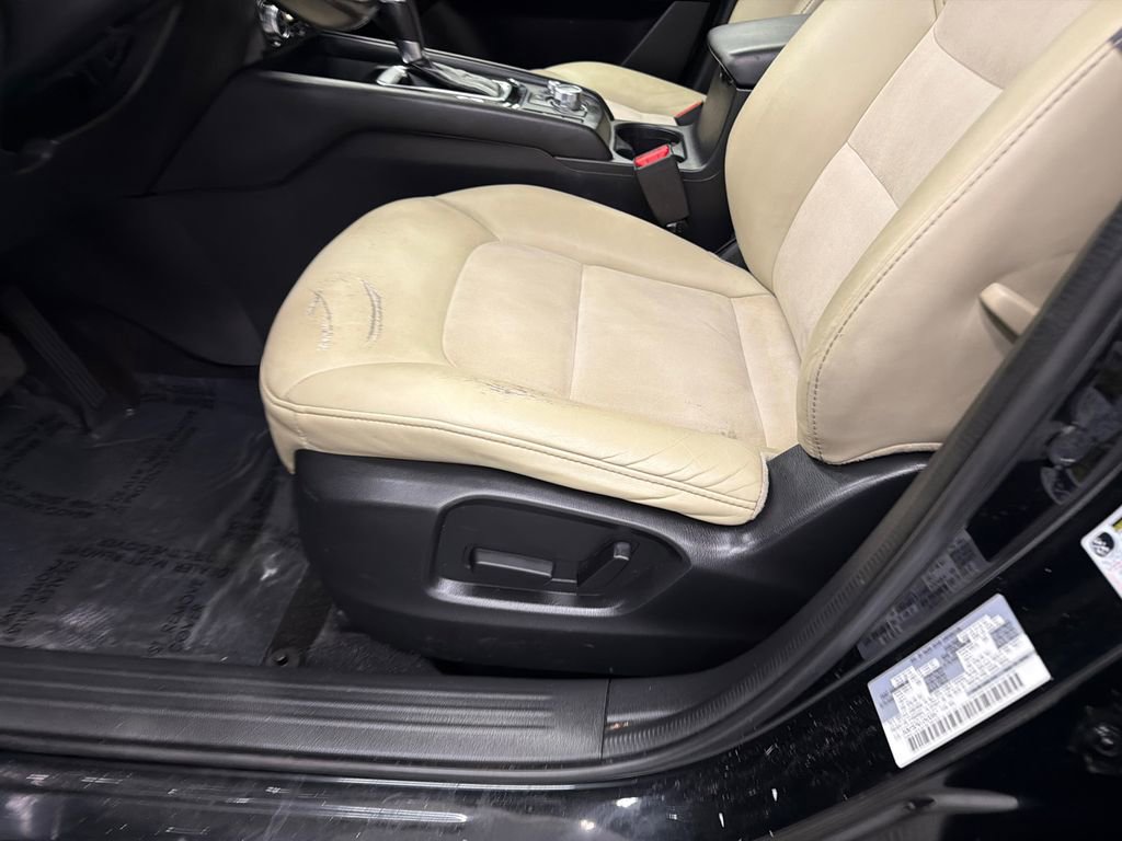 Used 2018 MAZDA CX-5 Touring w/ Preferred Equipment Package AWD/4WD image 10