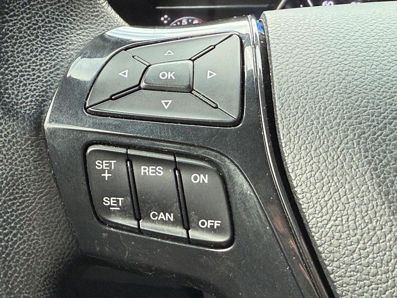 Used 2017 Ford Explorer XLT w/ Equipment Group 202A image 14