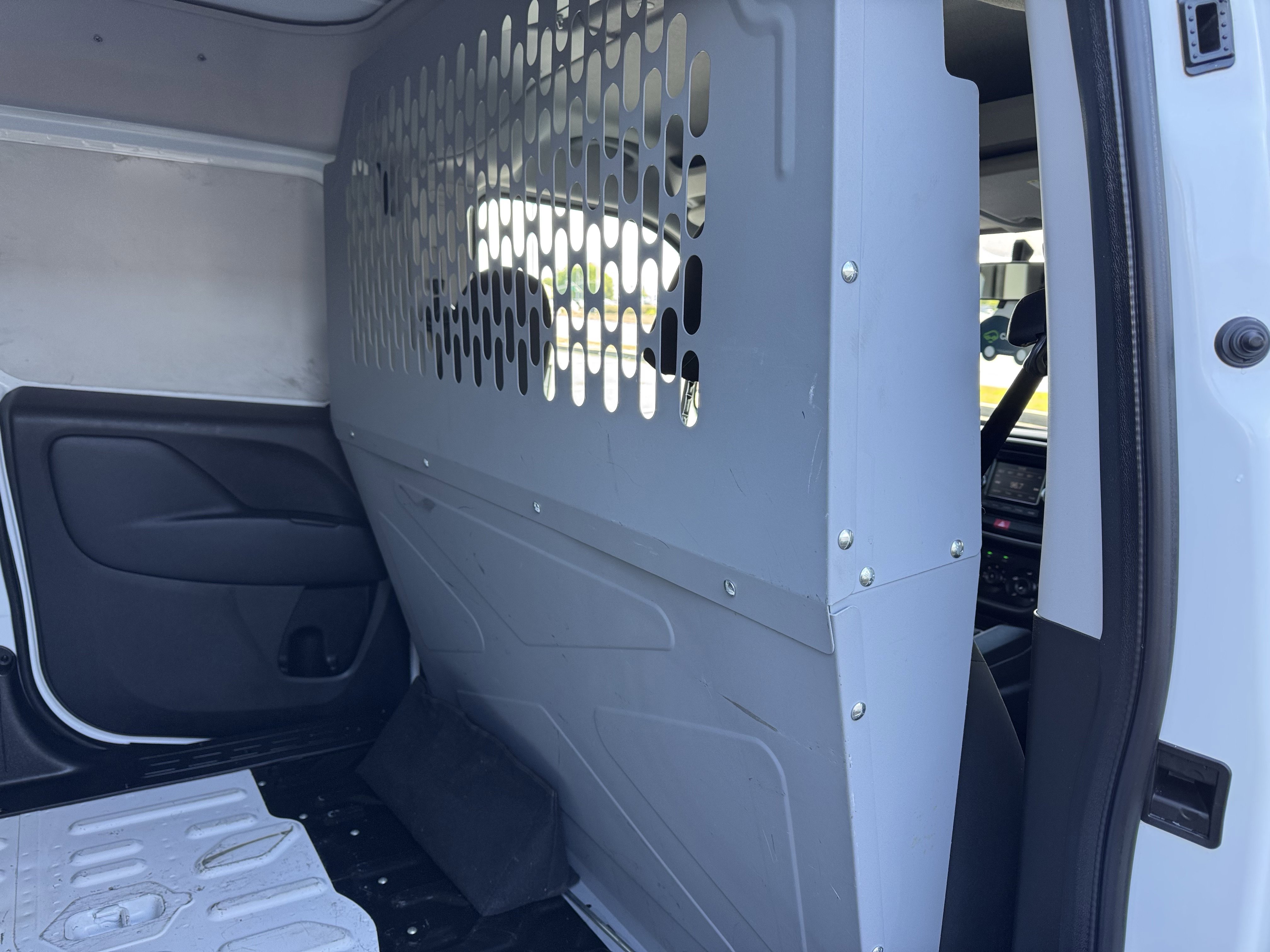 Used 2022 RAM ProMaster City Tradesman FWD image 17