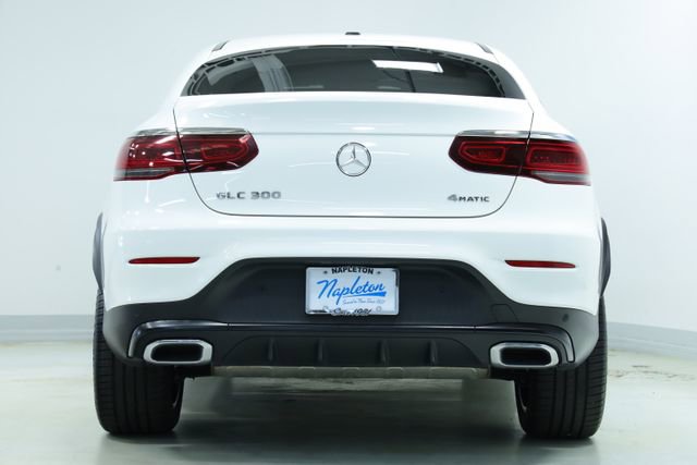 Used 2022 Mercedes-Benz GLC 300 4MATIC Coupe image 7