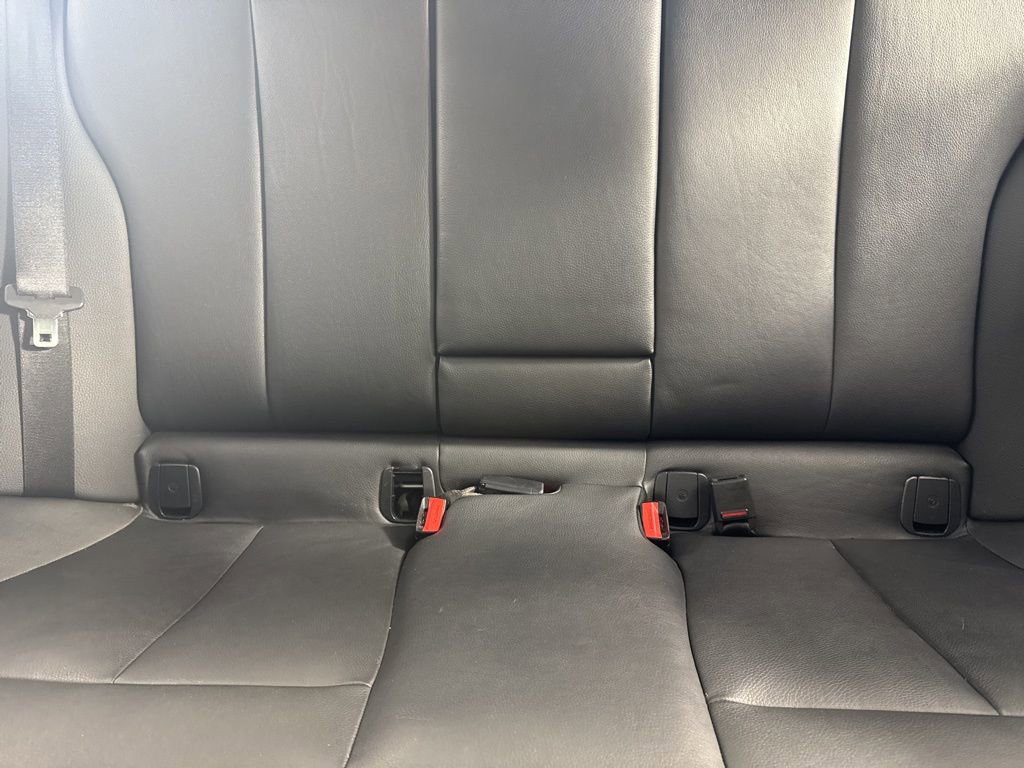 Used 2017 BMW 330i xDrive Sedan image 17