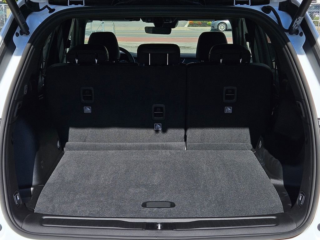 New 2025 Jeep Grand Cherokee Limited w/ Black Appearance Package image 28