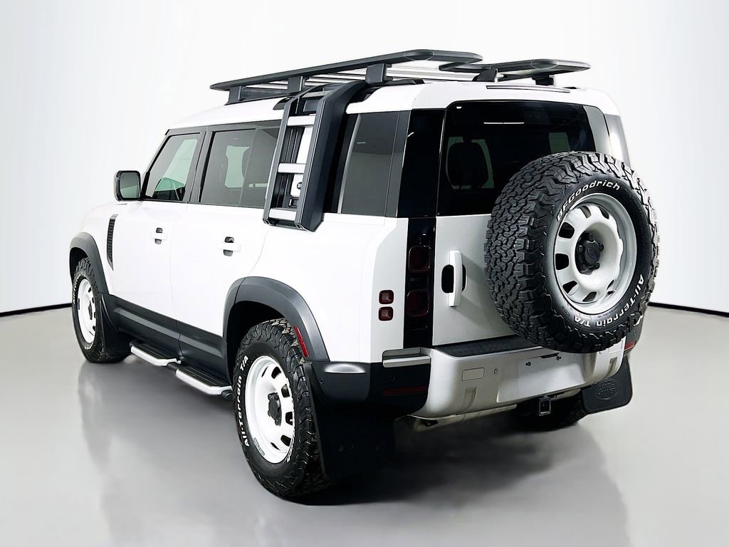 Used 2023 Land Rover Defender 110 S image 7