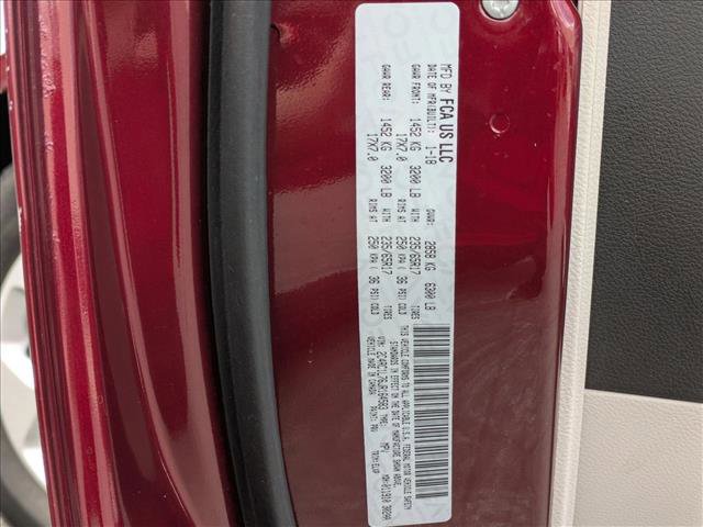 Used 2018 Chrysler Pacifica Touring-L image 24