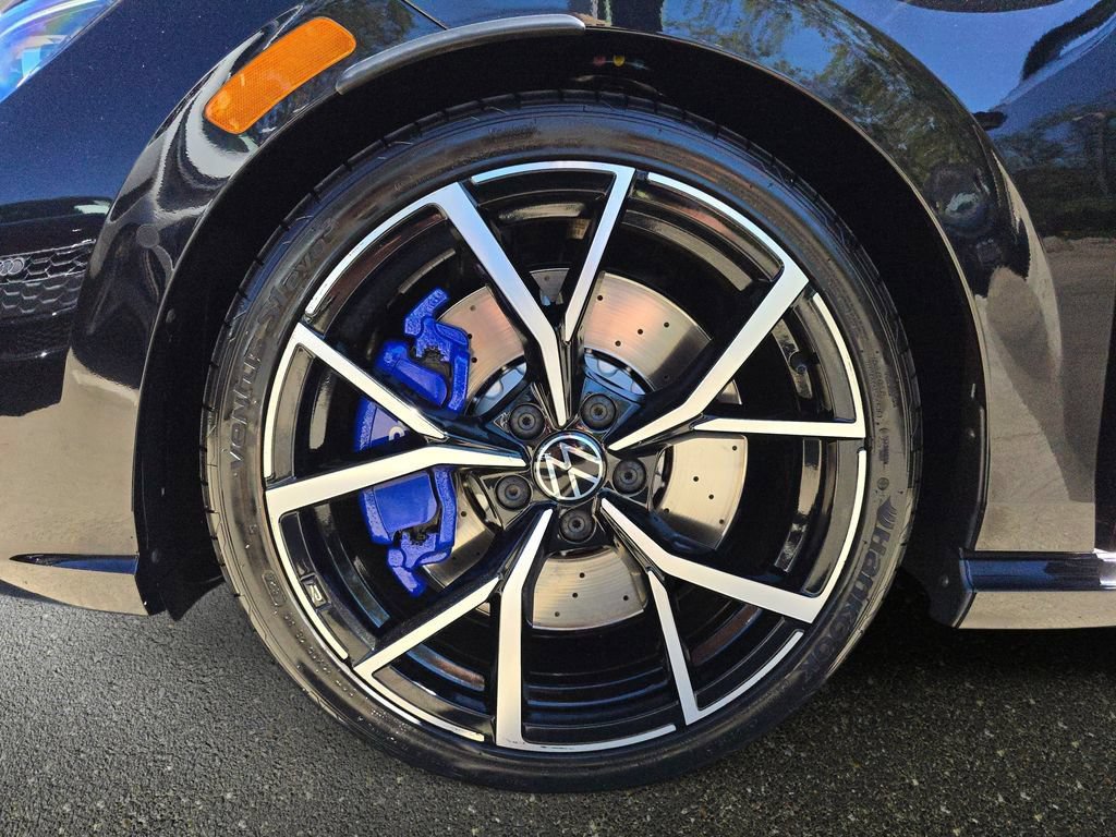 Used 2023 Volkswagen Golf R AWD/4WD image 33