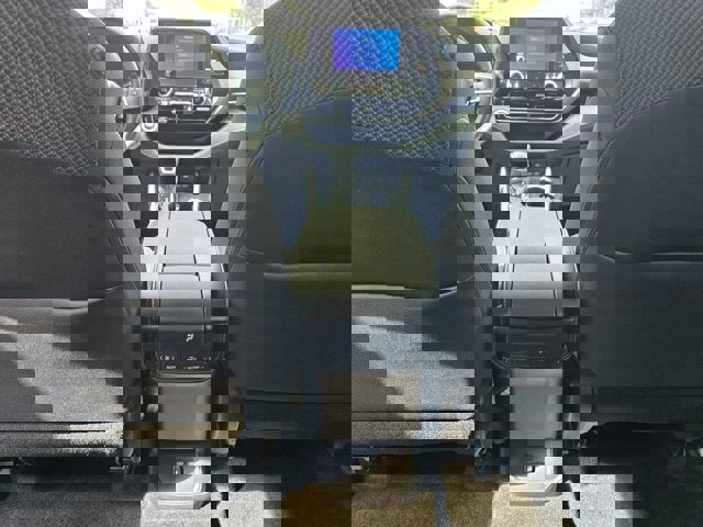 Used 2024 Toyota Highlander LE image 13