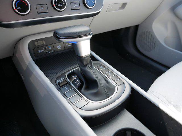 New 2026 Hyundai Kona SE AWD/4WD image 9