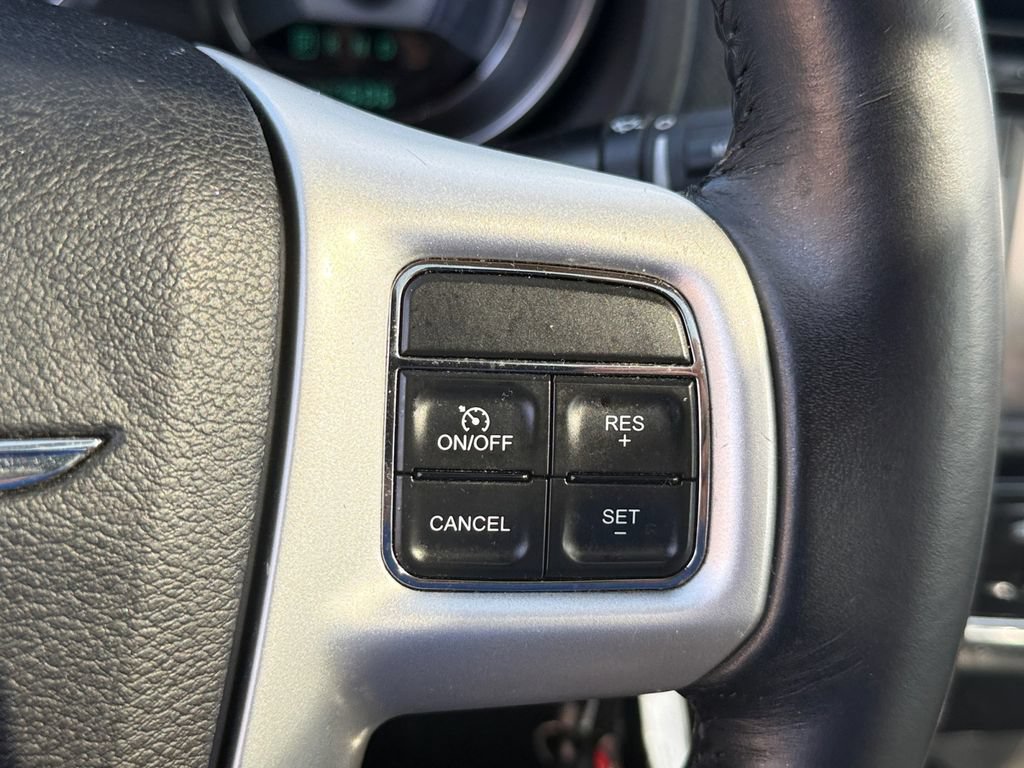 Used 2013 Chrysler 200 Limited w/ Sun/Sound Group FWD image 16