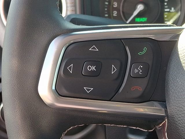 Used 2025 Jeep Wrangler Unlimited Sahara w/ Safety Group image 20