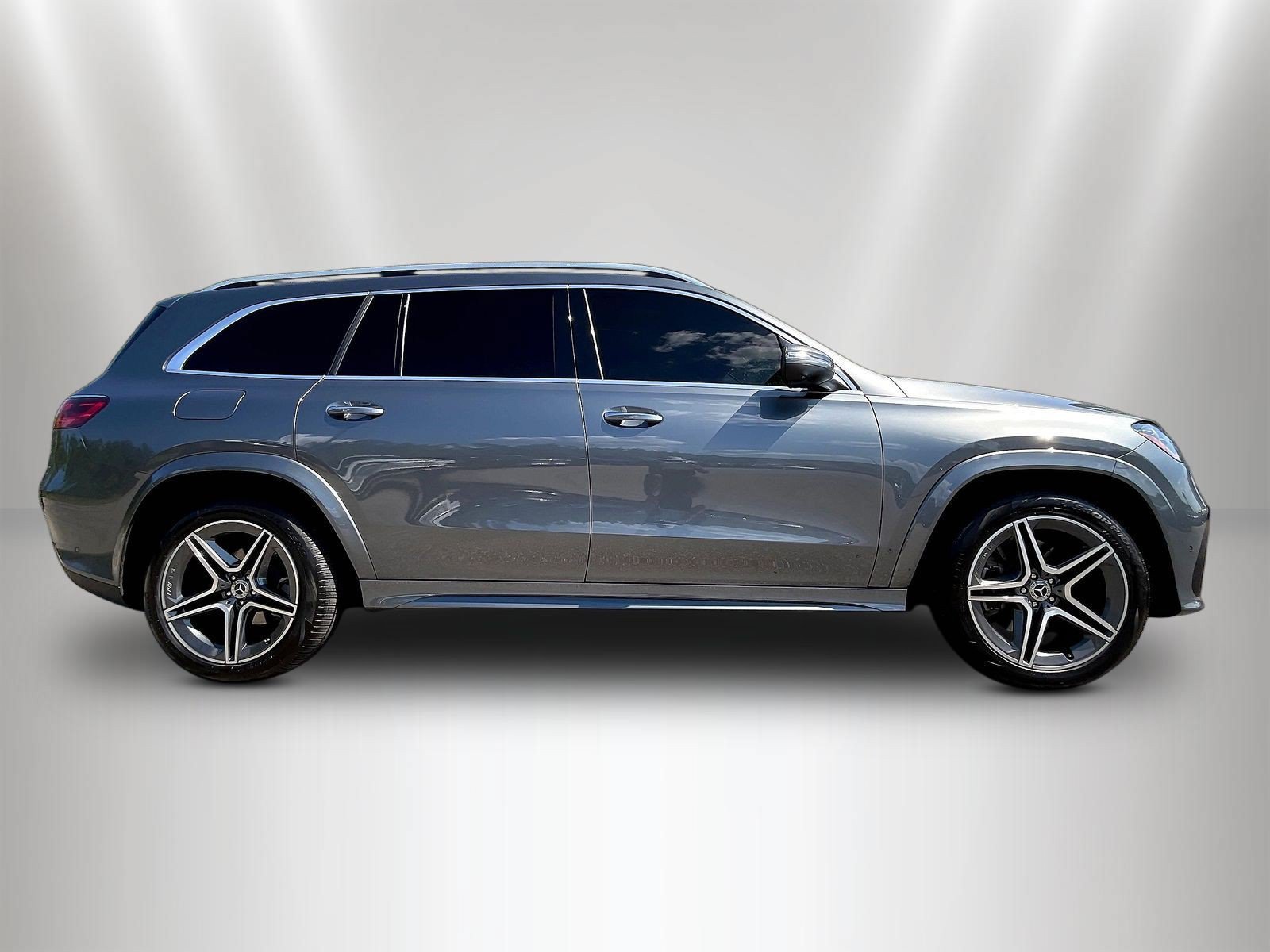 Certified 2024 Mercedes-Benz GLS 450 4MATIC image 4