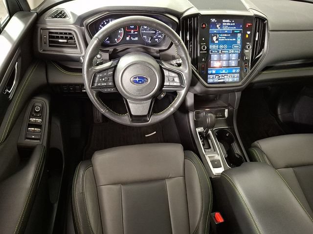 Used 2023 Subaru Ascent Onyx Edition AWD/4WD image 2