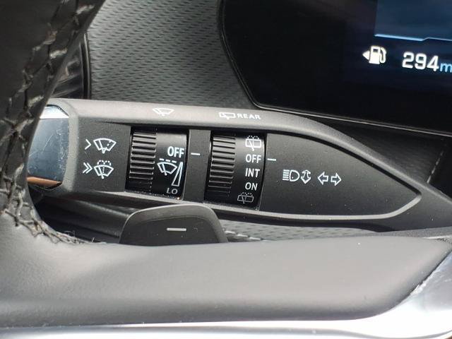 Used 2026 Chevrolet Equinox LT AWD/4WD image 18