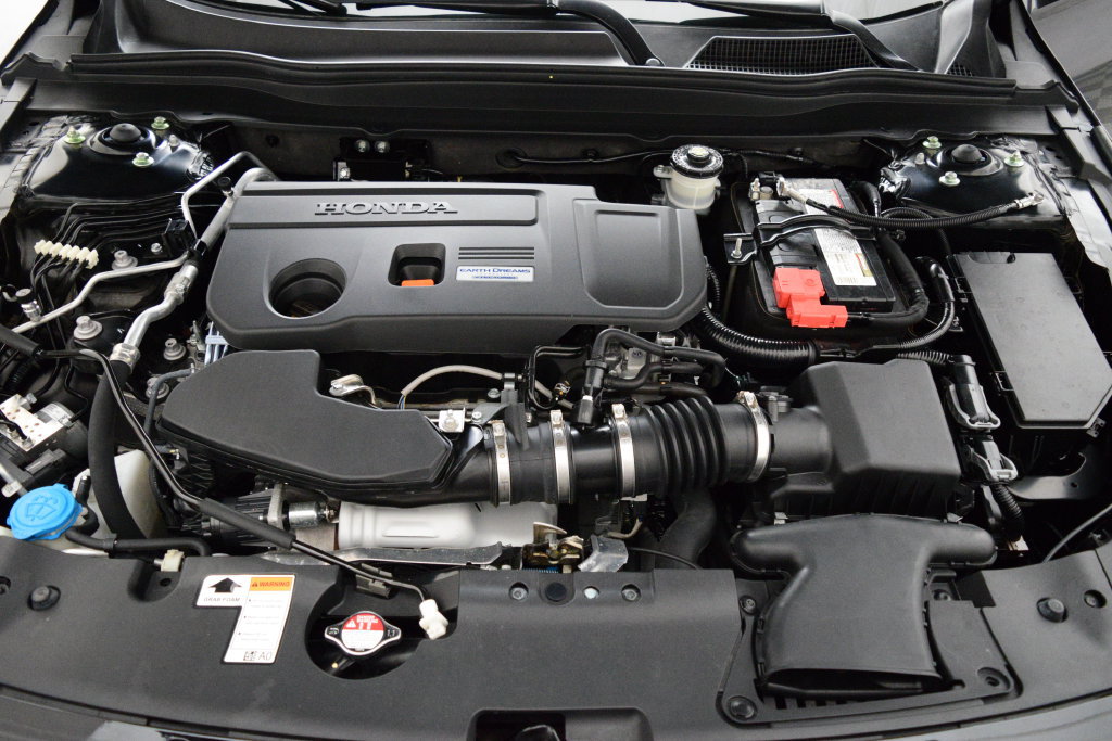 Used 2018 Honda Accord Touring image 21