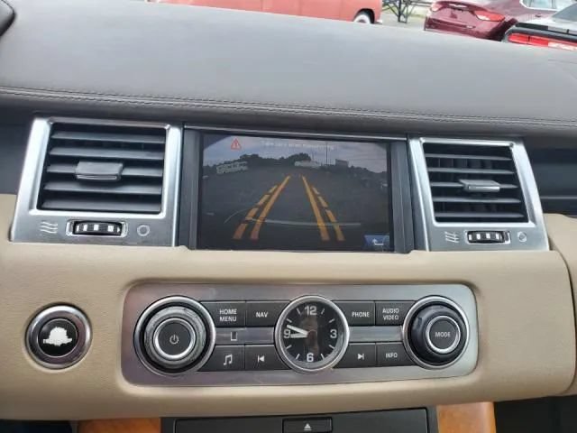 Used 2011 Land Rover Range Rover Sport HSE LUX AWD/4WD image 13