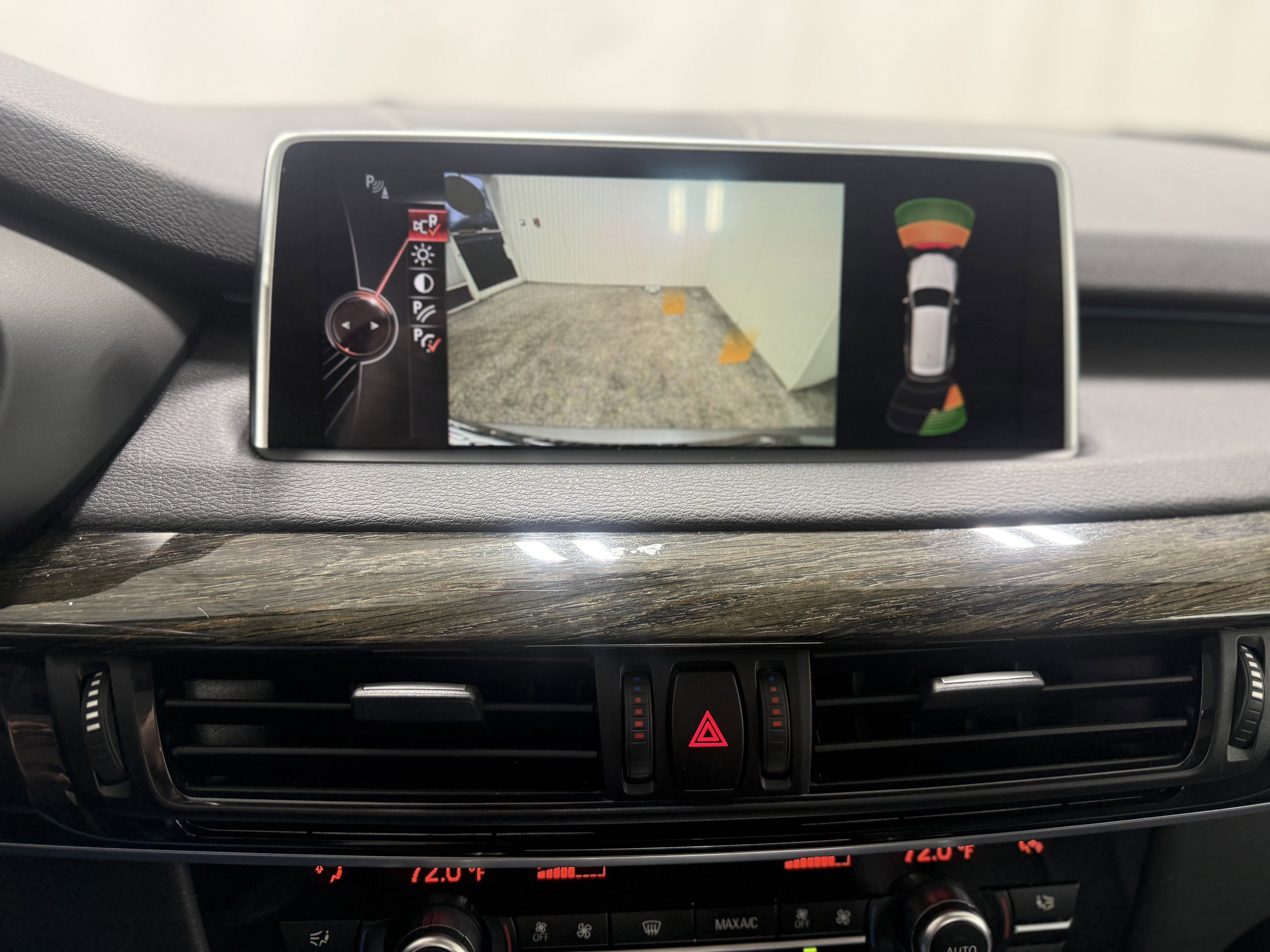 Used 2015 BMW X5 xDrive35d image 18