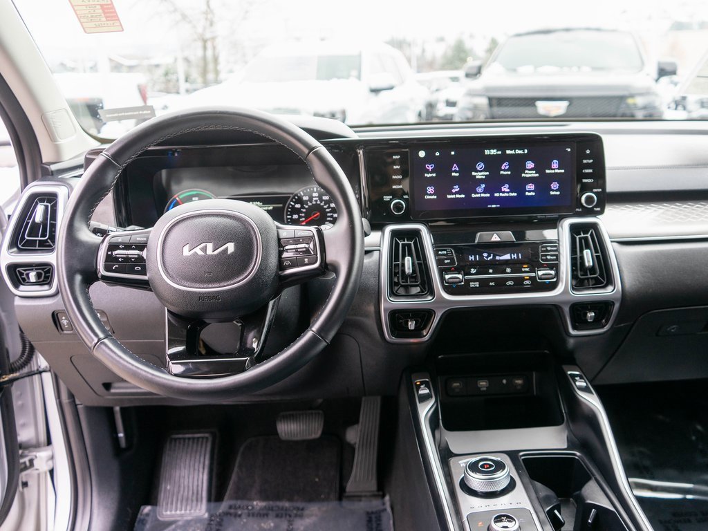 Certified 2023 Kia Sorento EX image 14