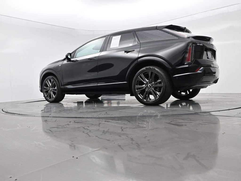 Used 2025 Cadillac Optiq Sport 2 AWD/4WD image 51