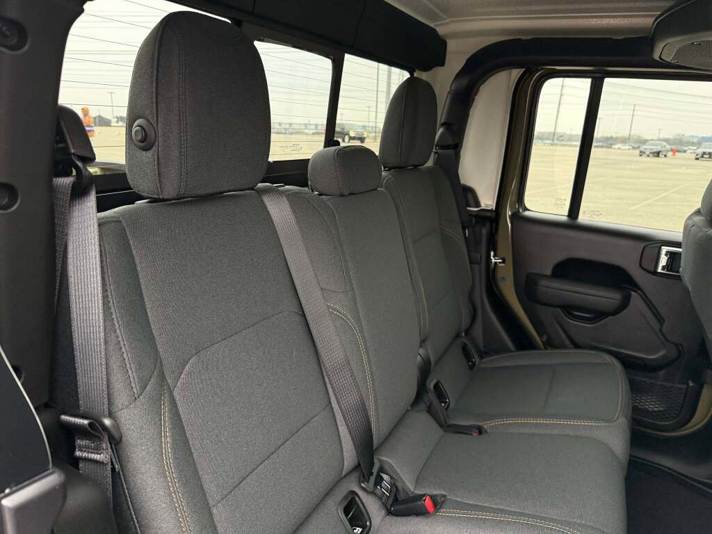 New 2026 Jeep Gladiator Sport image 30