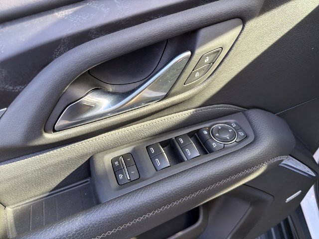 Used 2023 GMC Yukon Denali w/ LPO, Floor Liner Package AWD/4WD image 23