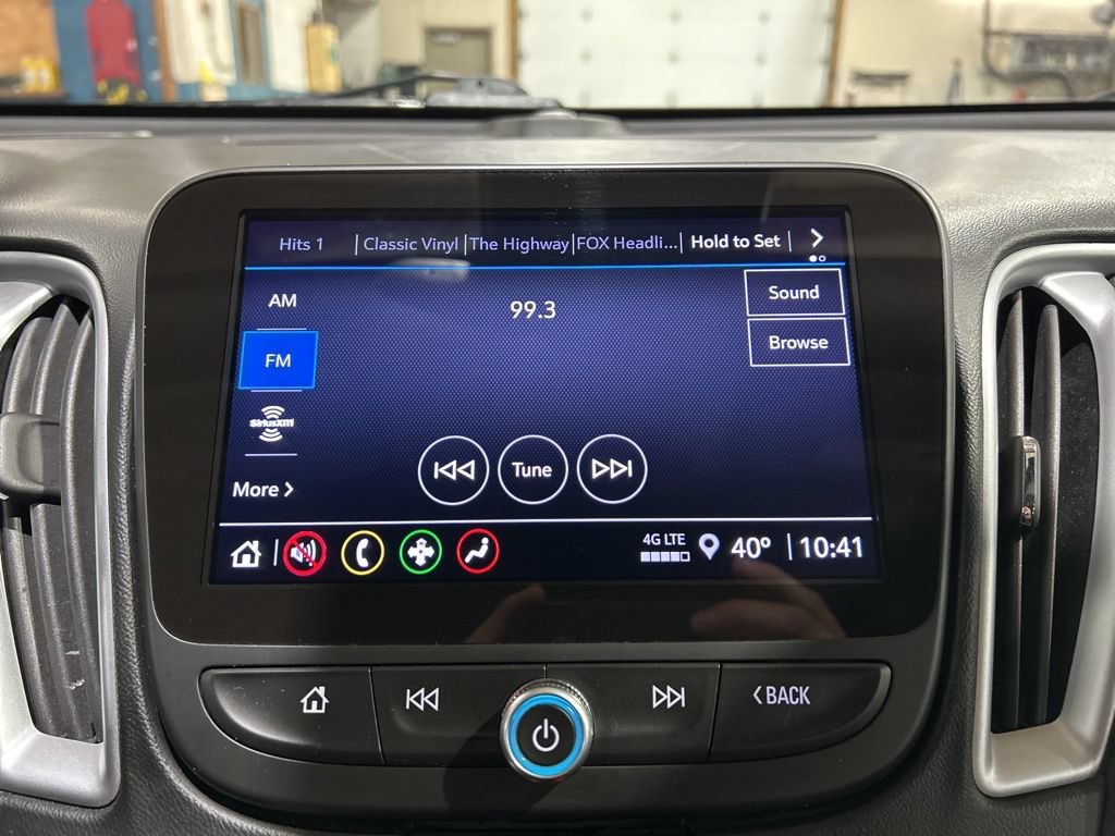 Used 2023 Chevrolet Malibu LT FWD image 27