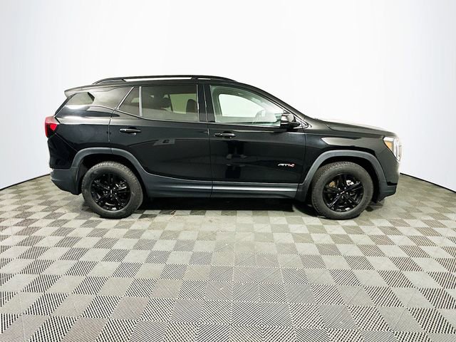 Used 2023 GMC Terrain AT4 w/ Infotainment Package II image 9
