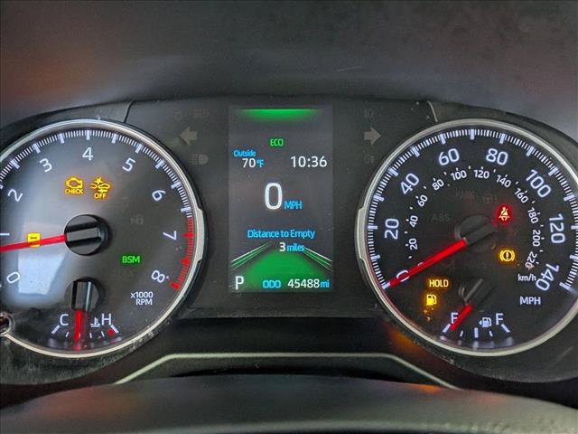 Used 2019 Toyota RAV4 XLE w/ Convenience Package FWD image 11
