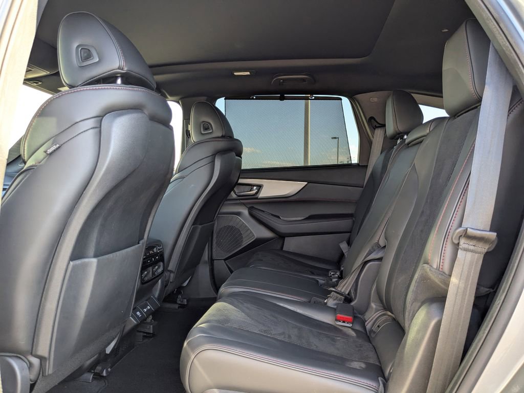 Used 2023 Acura MDX A-Spec image 18