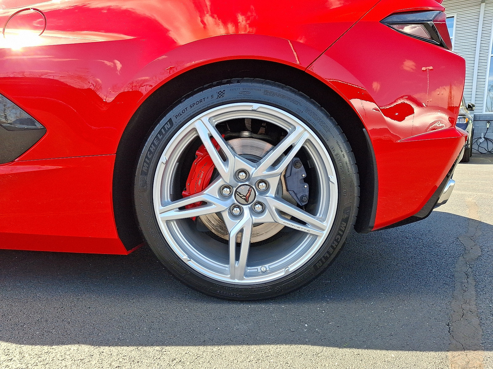 Used 2021 Chevrolet Corvette Stingray Premium Cpe w/ Z51 Performance Package image 9