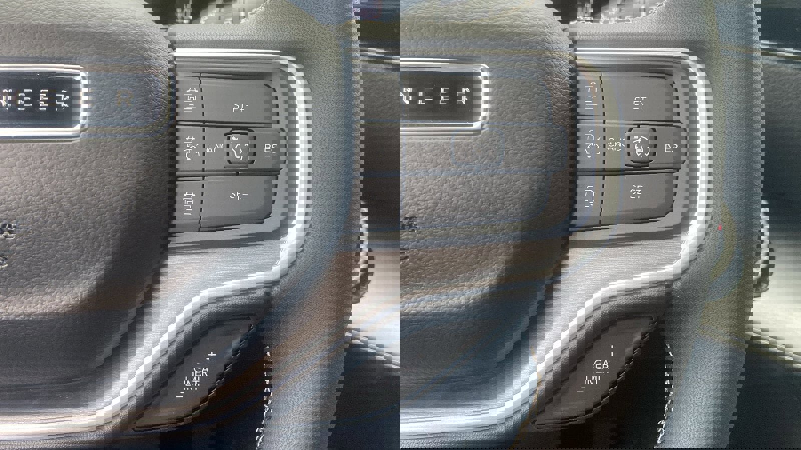 New 2025 Jeep Wagoneer Series II w/ Premium Group I image 12