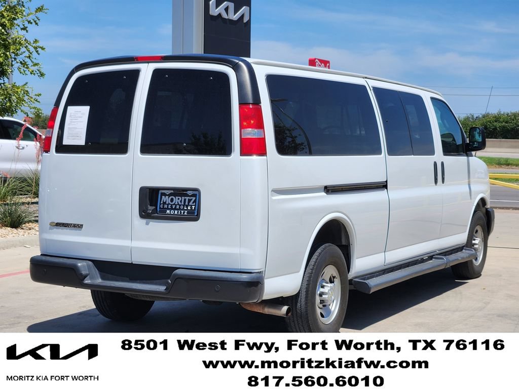 Used 2023 Chevrolet Express 3500 LS RWD image 4