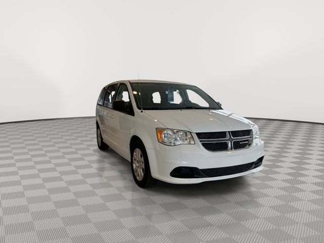 Used 2017 Dodge Grand Caravan SE w/ Power Window Group image 2