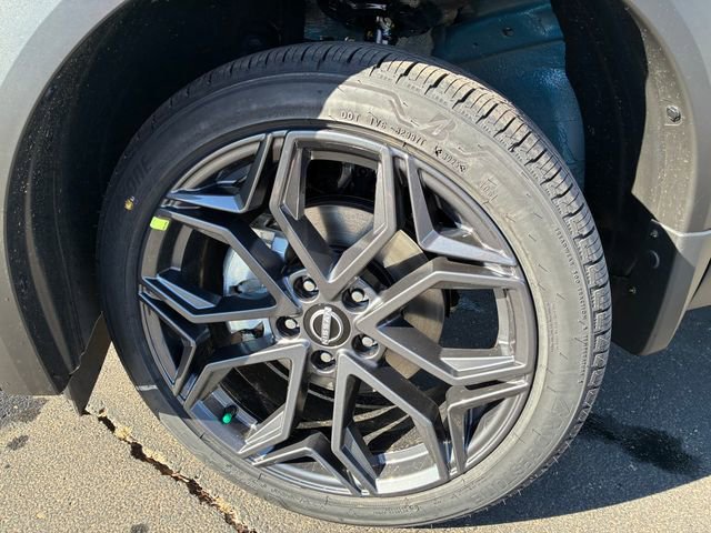 New 2026 Nissan Kicks SR image 10