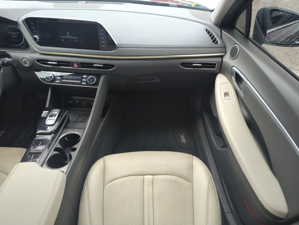 Used 2023 Hyundai Sonata SEL w/ Convenience Package FWD image 16