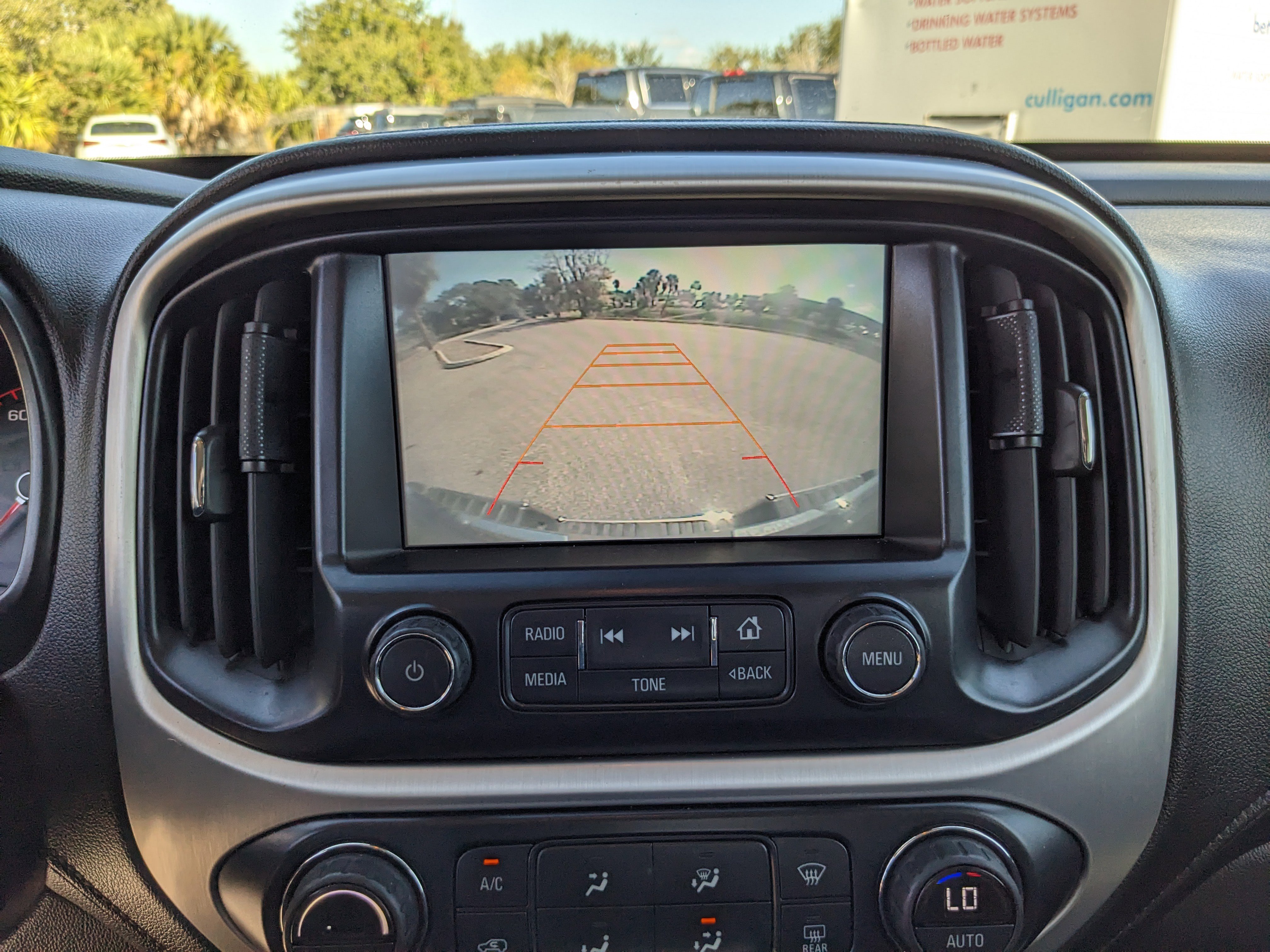 Used 2016 GMC Canyon SLT w/ Driver Alert Package image 21