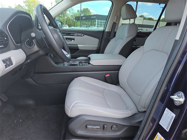 Certified 2025 Honda Pilot EX-L image 10