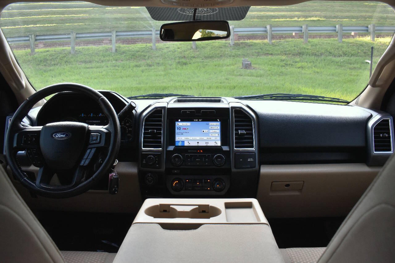 Used 2016 Ford F150 XLT w/ Equipment Group 302A Luxury AWD/4WD image 17