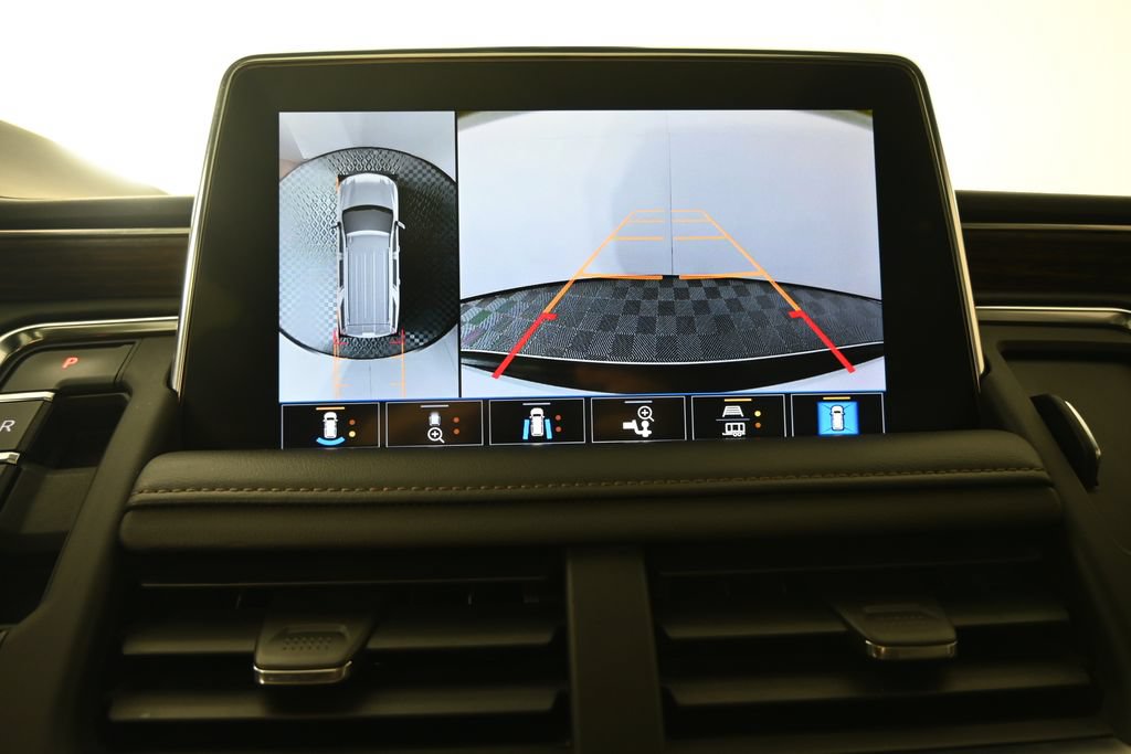 Used 2021 Chevrolet Suburban High Country AWD/4WD image 30