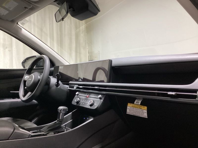 New 2026 Hyundai Tucson SE image 13