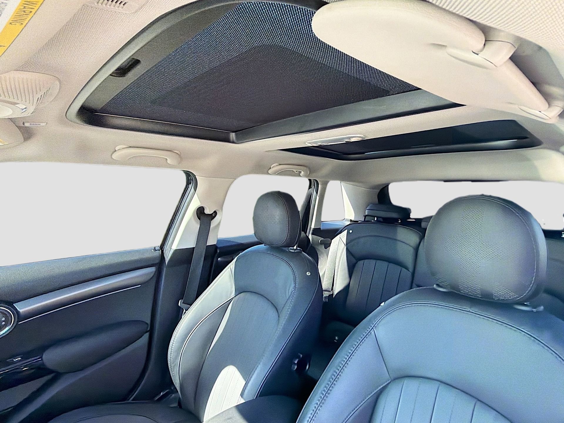 Used 2022 MINI Cooper S image 27