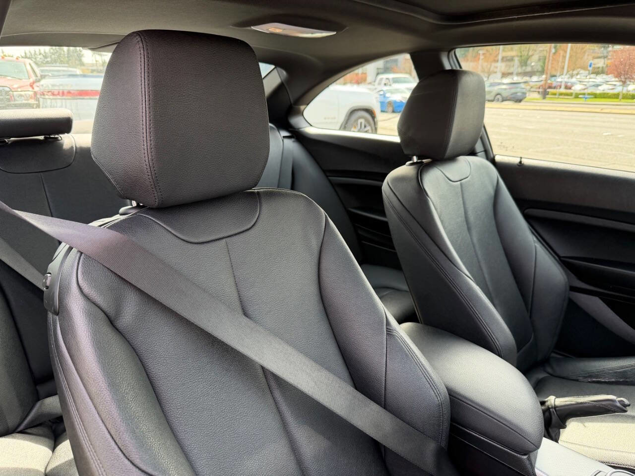 Used 2016 BMW M235i Coupe image 24