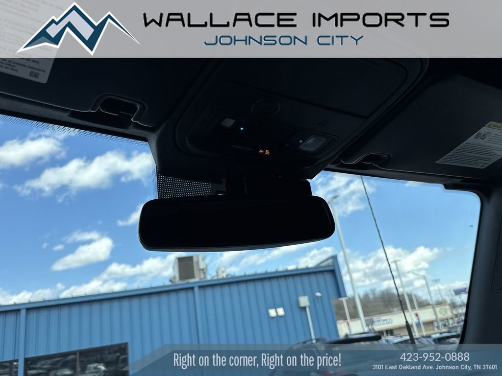 Used 2024 Ford Bronco Outer Banks AWD/4WD image 16