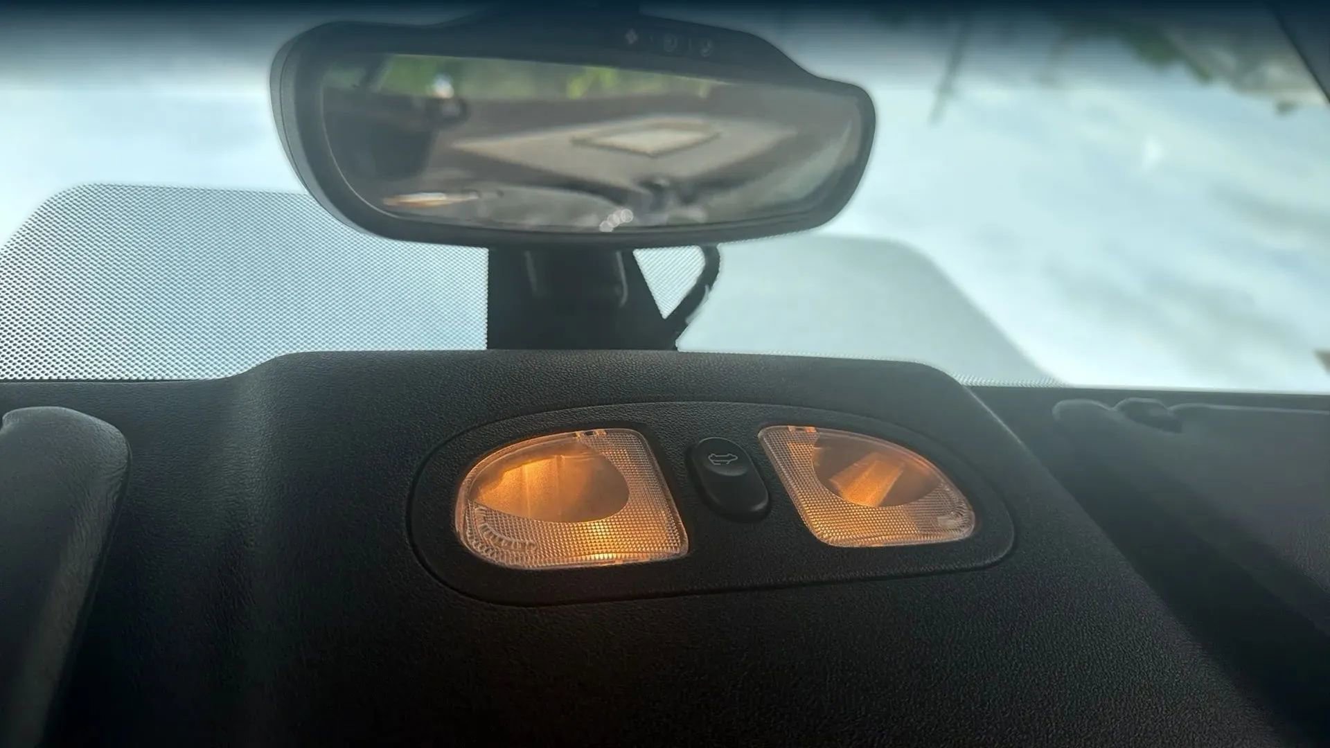 Used 2008 Pontiac G6 GT FWD image 30
