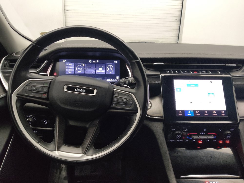 Used 2022 Jeep Grand Cherokee L Limited image 22