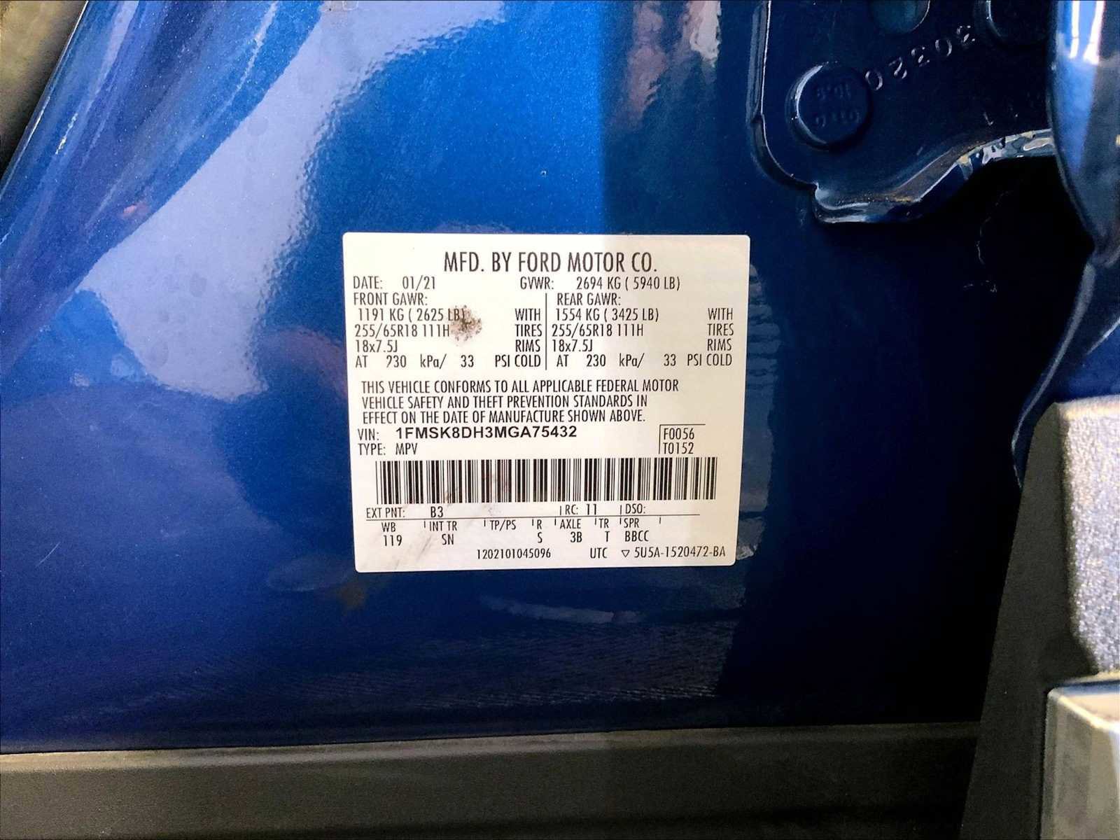 Used 2021 Ford Explorer XLT w/ Equipment Group 202A AWD/4WD image 36