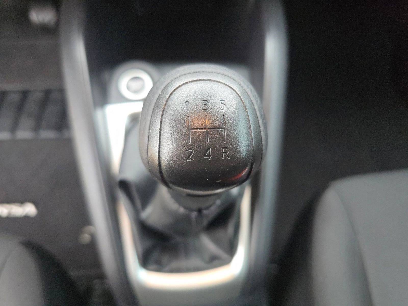 Used 2021 Nissan Versa S image 15